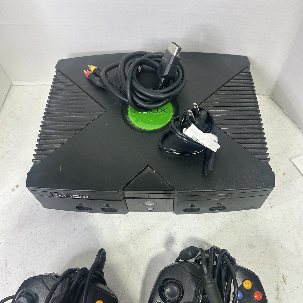 Microsoft Xbox Original Console Bundle Black 2001 Model 2 Controllers AV Power - Picture 6 of 11